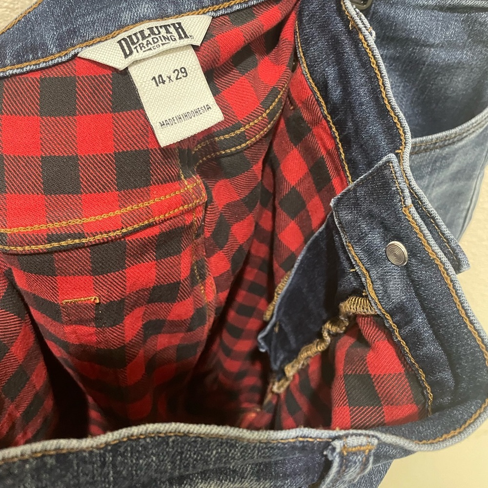 Duluth Trading Co Women’s jeans size 14 x 29 red flannel lined - Picture 2 of 5
